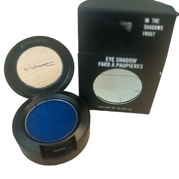 NIB MAC EYE SHADOW IN THE SHADOWS FROST - Picture 4 of 5